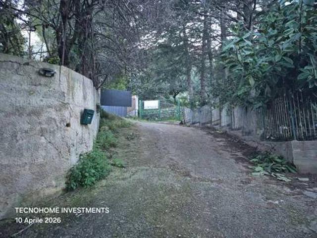 Terreno in vendita a Carini, Sicilia