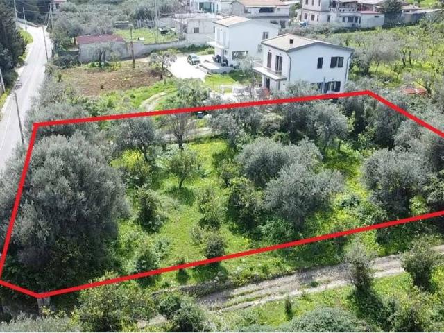 Terreno in vendita a Carini, Sicilia