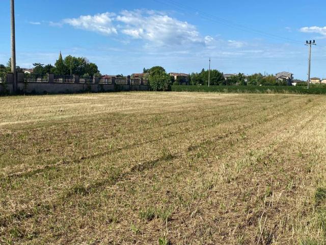 Terreno in vendita a Carlino, Friuli-Venezia Giulia