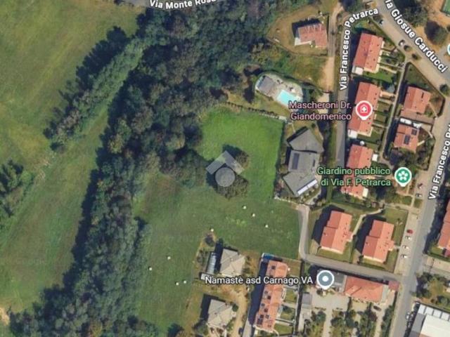 Terreno in vendita a Carnago, Lombardia