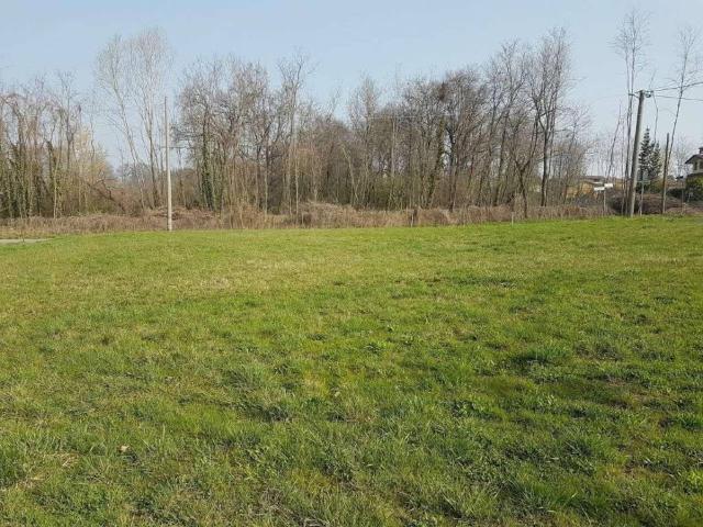 Terreno in vendita a Carnago, Lombardia