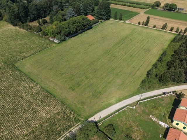 Terreno in vendita a Cassina Pertusella, Caronno Pertusella