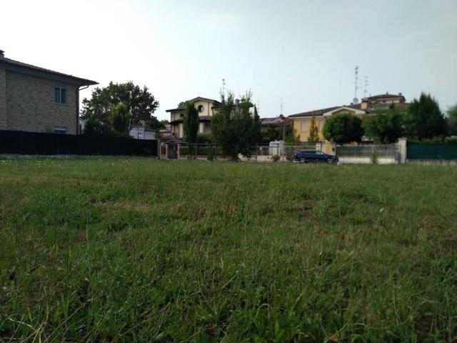 Terreno in vendita a Unione delle Terre d'Argine, Carpi