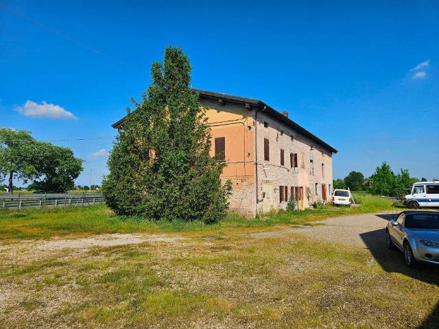 Terreno in vendita a Unione delle Terre d'Argine, Carpi