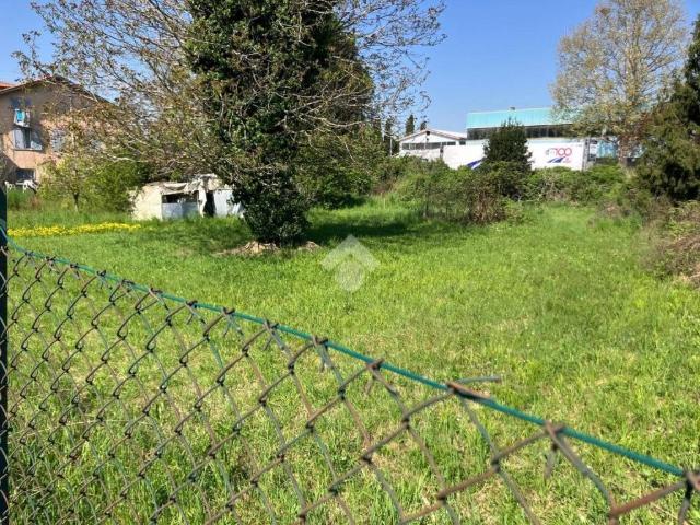 Terreno in vendita a Melegnano, Lombardia