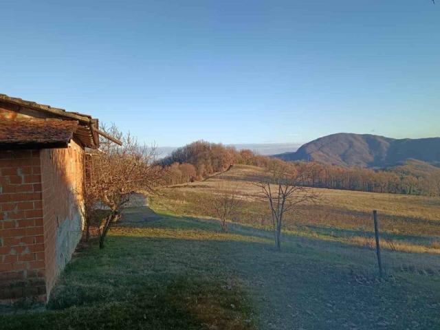 Terreno in vendita a Appennino Reggiano, Re