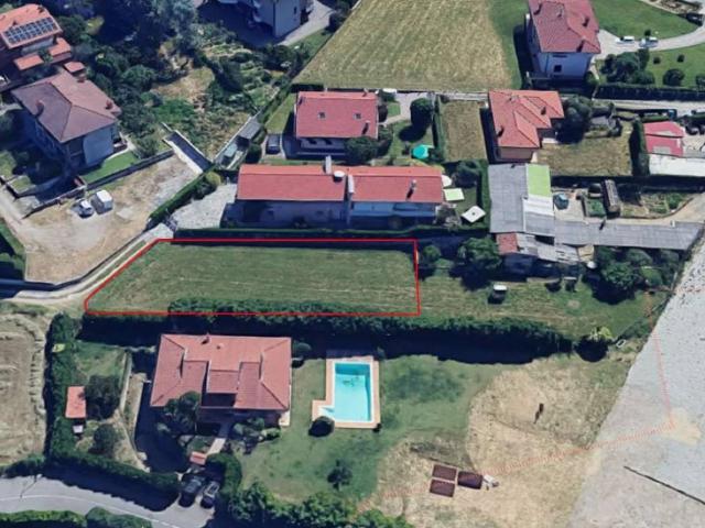 Terreno in vendita a Carvico, Lombardia