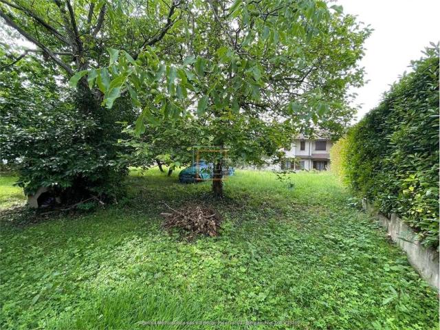 Terreno in vendita a Carvico, Lombardia