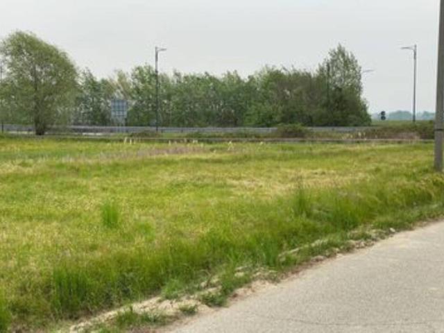 Terreno in vendita a Casapulla, Campania