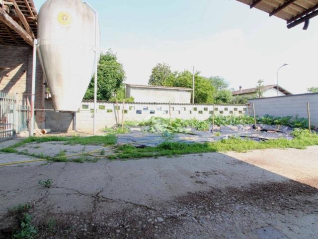 Terreno in vendita a Casaletto Ceredano, Lombardia
