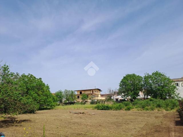 Terreno in vendita a Casandrino, Campania