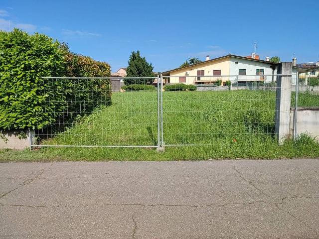 Terreno in vendita a Casarsa Della Delizia, Friuli-Venezia Giulia