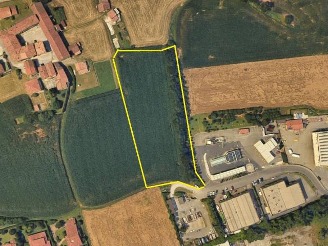 Terreno in vendita a Campofiorenzo, Casatenovo