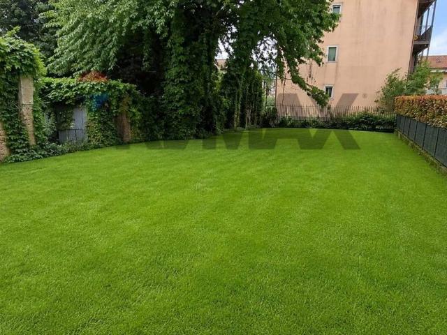 Terreno in vendita a Rogoredo, Casatenovo