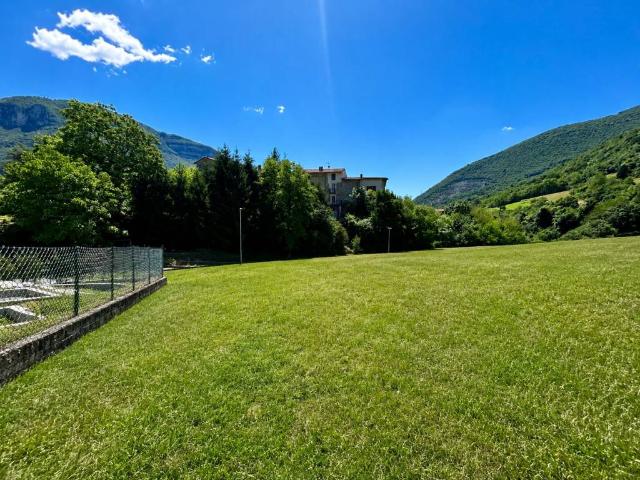 Terreno in vendita a Casazza, Lombardia