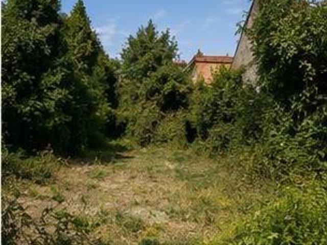 Terreno in vendita a Navacchio, Cascina