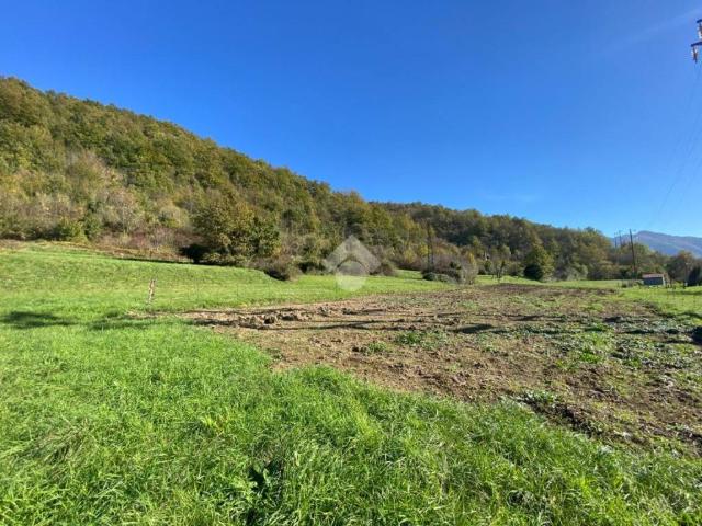 Terreno in vendita a Avosso, Casella