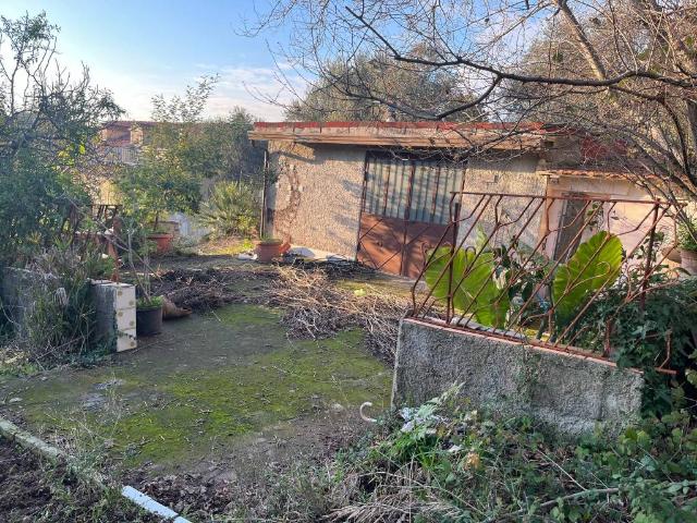 Terreno in vendita a Caserta, Campania