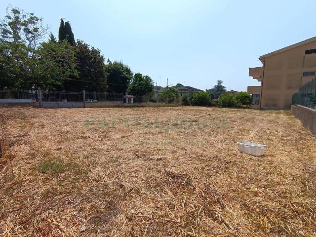 Terreno in vendita a Caserta, Campania