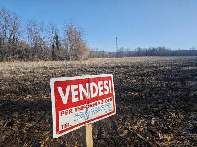 Terreno in vendita a Casnate con Bernate, Casnate