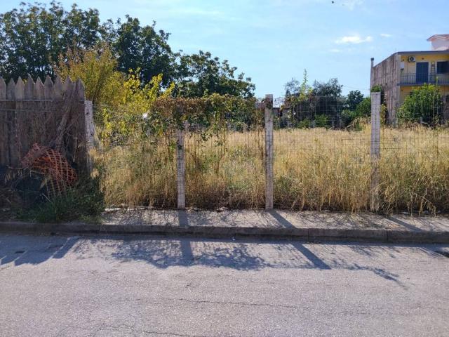Terreno in vendita a San Salvatore di Casoria, Casoria