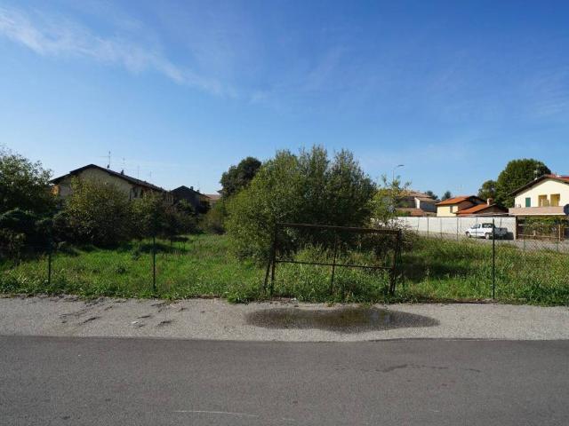 Terreno in vendita a Cassolnovo, Pavia
