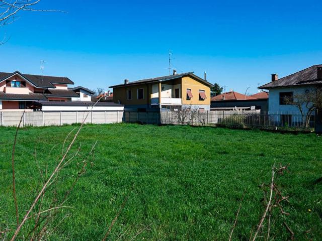 Terreno in vendita a Castano Primo, Lombardia