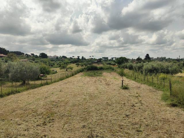Terreno in vendita a Roma Capitale, Lazio