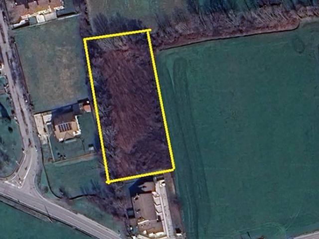 Terreno in vendita a Castel Rozzone, Bergamo