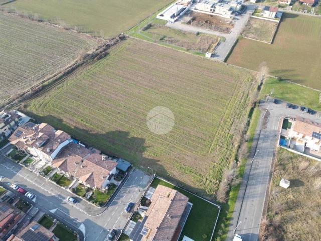 Terreno in vendita a Castelcovati, Lombardia