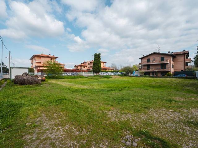 Terreno in vendita a Tresinaro - Secchia, Re