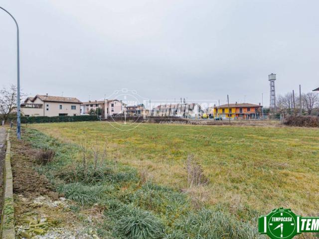 Terreno in vendita a Castelletto Di Branduzzo, Lombardia