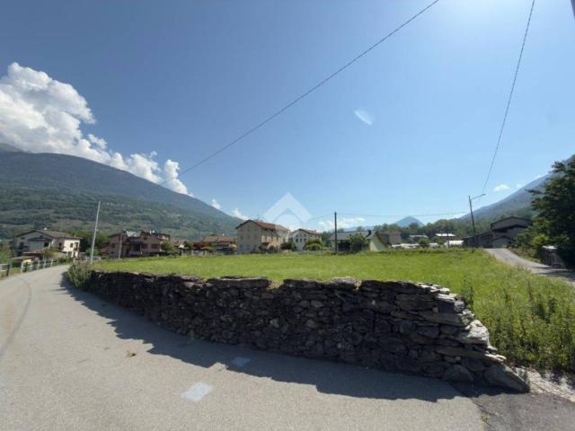 Terreno in vendita a Castello Dell'acqua, Lombardia