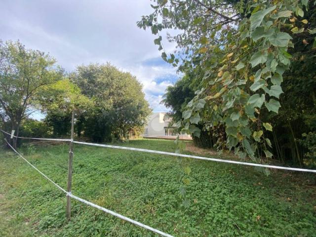 Terreno in vendita a Alberone, Castello di Godego