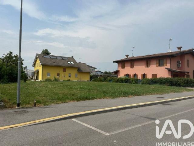 Terreno in vendita a Castellucchio, Lombardia
