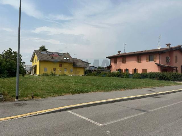 Terreno in vendita a Castellucchio, Lombardia