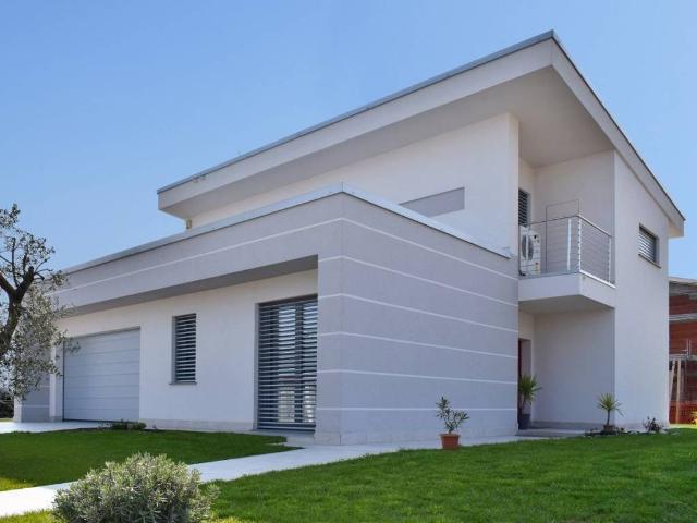 Terreno in vendita a Unione di comuni Terre di Castelli, Castelnuovo Rangone