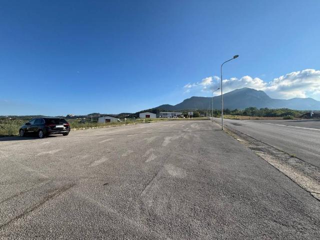 Terreno in vendita a Castelvetere sul Calore, Avellino