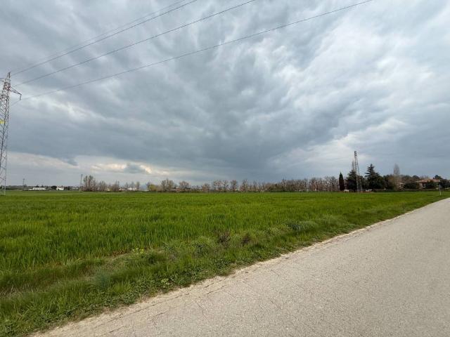 Terreno in vendita a Macchie, Gioiella
