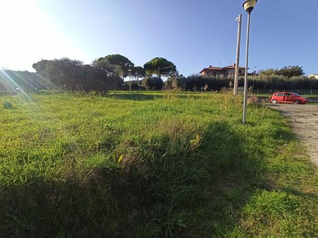 Terreno in vendita a Gioiella