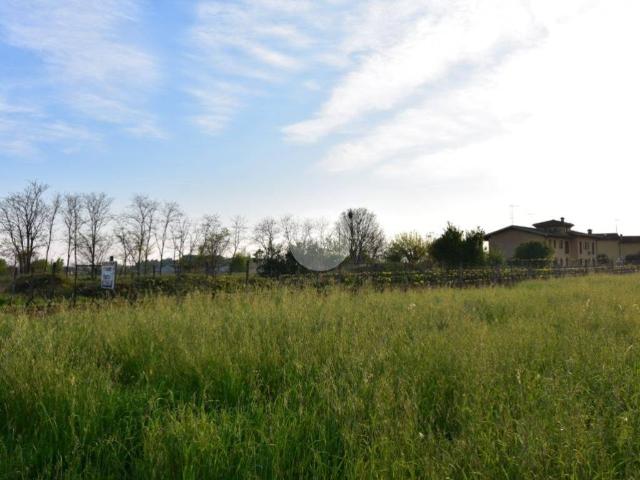 Terreno in vendita a Castiglione Delle Stiviere, Lombardia