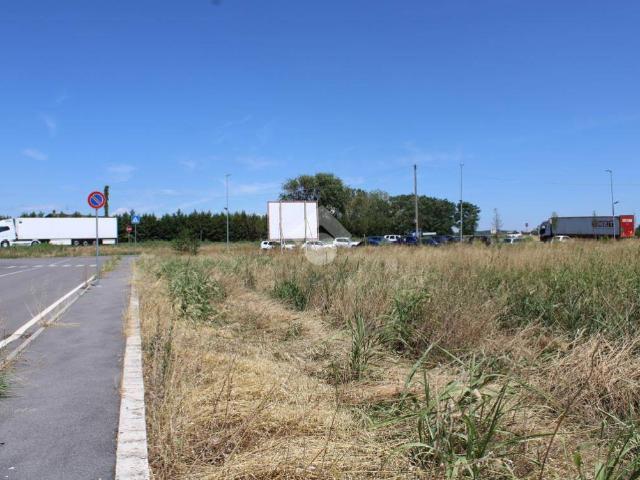 Terreno in vendita a Castiglione Delle Stiviere, Lombardia