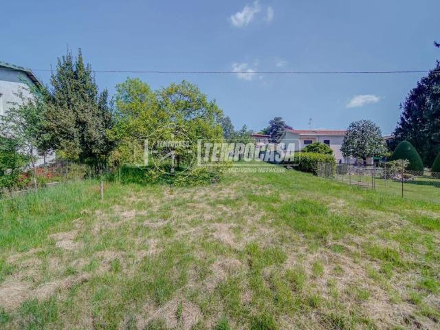 Terreno in vendita a Cascine Maggio, Castronno