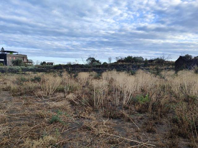 Terreno in vendita a San Giovanni Galermo-Trappeto-Cibali, Catania