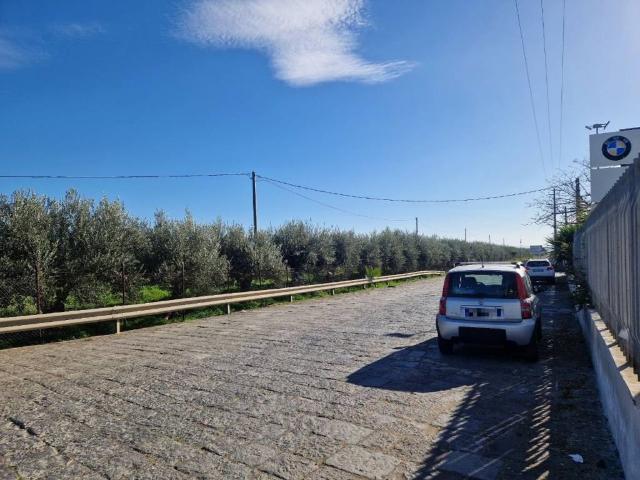 Terreno in vendita a San Giorgio-Librino-San Giuseppe la Rena-Zia Lisa-Villaggio Sant'Agata, Catania