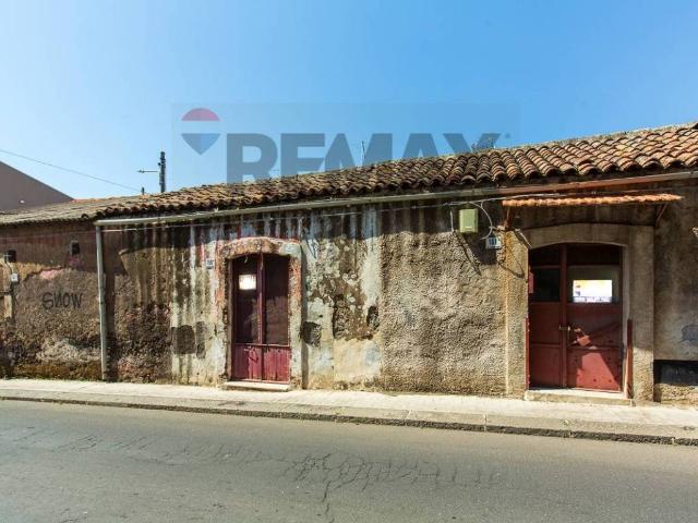 Terreno in vendita a Picanello-Ognina-Barriera-Canalicchio, Catania