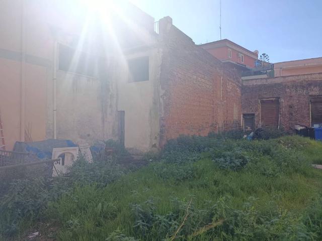 Terreno in vendita a Picanello-Ognina-Barriera-Canalicchio, Catania