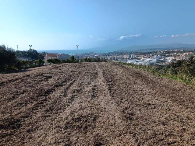 Terreno in vendita a Calabria, Catanzaro