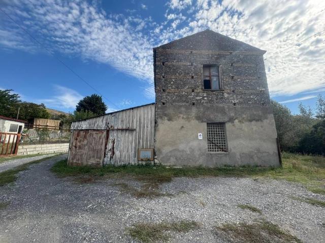 Terreno in vendita a Calabria, Catanzaro