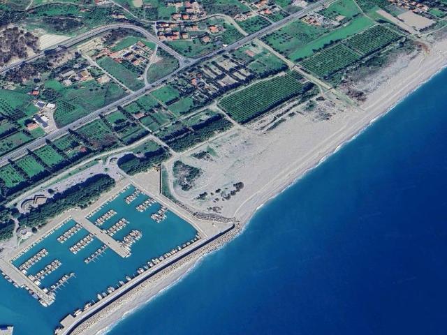 Terreno in vendita a Calabria, Reggio Calabria